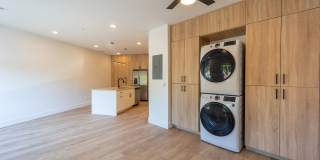 The Howard Gallery 19