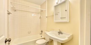 Cozy 2 Bedroom Home!! Gallery 7
