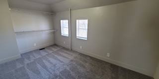 824 Lyon St NE Gallery 15