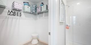 Cove at 47th Gallery 4