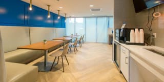 The Cabochon at River Oaks Gallery 18