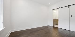 211 Bass Street SW Gallery 18
