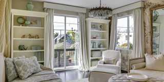 2425 Clement Ave Gallery 21