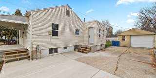 21118 Wellington Avenue E Gallery 10