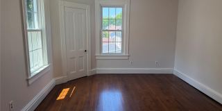 13 Walnut Street Gallery 12