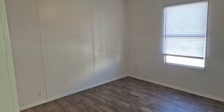 209 S Avenue B Gallery 5