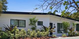 5001 NE 23 ave Gallery 1