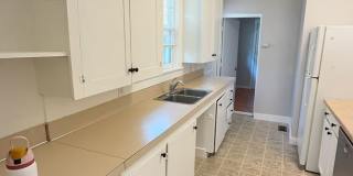 PRELEASE:  5 bdrm/2 bath near Park, WWU and Downtown Gallery 4