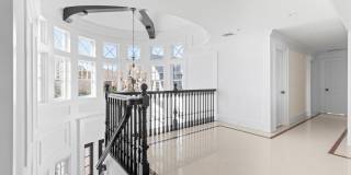 17 Ludlow Lane Gallery 28