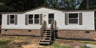 505 Englewood Drive Gallery 1