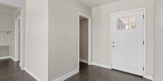 4517 N 10TH Avenue Gallery 4