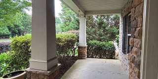 Stunning Ballanmoor Rental Home | Modern Updates | Prime South Charlotte Location Gallery 5