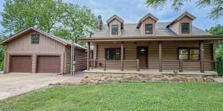 Red Bank home with Huge Garage minutes to Downtown Chattanooga! Gallery 1