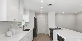 Remodeled SODO Home Available Now Gallery 10
