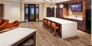 Courtland Park Gallery 17