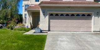 Spacious 5-Bedroom Home with Solar, Stunning Sunroom & Upgraded Bathrooms! Gallery 1