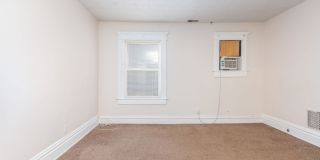 Summit St 1689 MLR Gallery 12