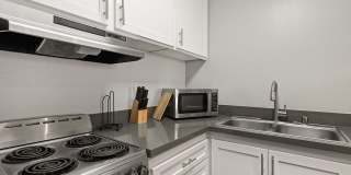 1200 Riverside Gallery 6