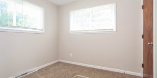 156 Sheridan Avenue Gallery 12