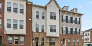 1636 FIELD SPARROW Terrace NE Gallery 1