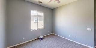 4 bedroom 3 bath Fairway Canyon Home Gallery 13