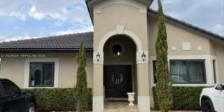 8741 NW 141st Ter Gallery 1
