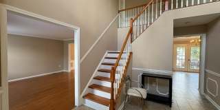 18 NEVILLE Court Gallery 3