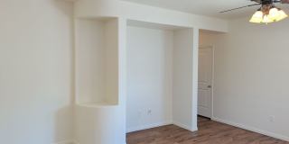 Easy Living in Coral Canyon! 3 Bedroom Home Gallery 3