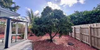 2213 NE 3rd Avenue unit: 2215 Gallery 15