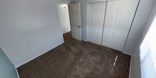 Beautiful eastside location Beautiful eastside location Gallery 43