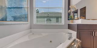 19500 SW 39th Ct Gallery 45