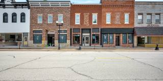 2 Bedroom/1 Bathroom Unit in Delavan! Gallery 1