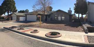 East El Paso Refrig A/C 3bed/2bath with Pool! Gallery 1