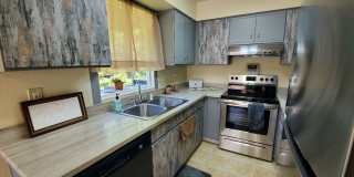 Gorgeous 2 Bed 2 Bath Condo in Hercules!! Ready to Lease Won't Last!!!! Gallery 16