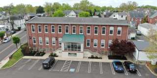 21 E LINCOLN Avenue Gallery 1