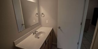 Super cute 3 bedroom Gallery 16