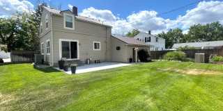 Beautifully Updated 4-Bedroom Home in the Heart of Richland Gallery 24