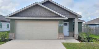 Ten Acre Terrace 3 bedroom 2 bath home w/2 car garage Gallery 3