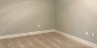 Oak Knitting Mill Apartments – Franklin Square Available Gallery 12