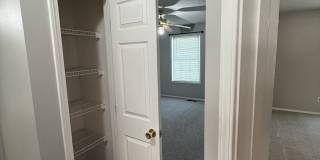 1100 Henry St Gallery 29