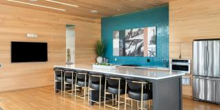 Lamar Union Gallery 44