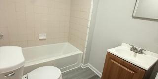 1128 Van Buren Street - 1 Gallery 7