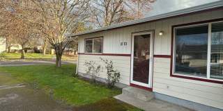 (766) Waverly Drive Albany - 2 Bedroom / 1 Bath Gallery 1