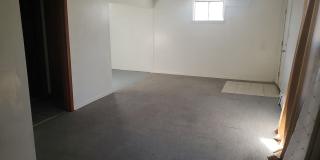 3 bd, 2 ba house NE Columbia, 2nd living room downstairs, fenced, w/d included Gallery 18