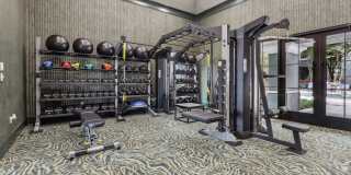 Vail Cliffside Gallery 16