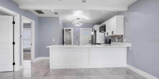 8907 N BOULEVARD Gallery 2