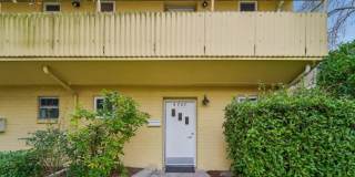 4737 40th Ave NE Gallery 1