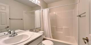 Two-Bedroom Townhome in Winter Haven Gallery 16