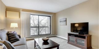 Cedars Lakeside Gallery 16