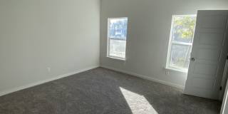 658 Chestnut Street Gallery 10